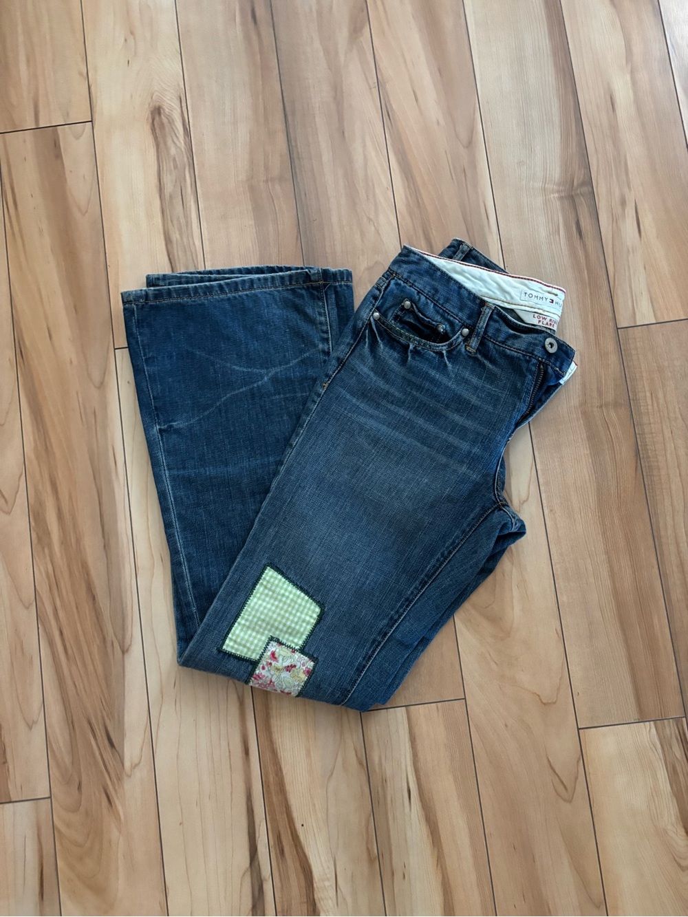 VTG Tommy Hilfiger Low Rise Flare Jeans